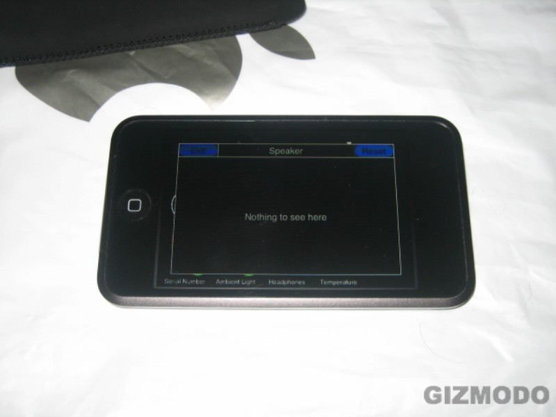 Illustration for article titled Full Gallery of iPod Touch in Factory Test Mode